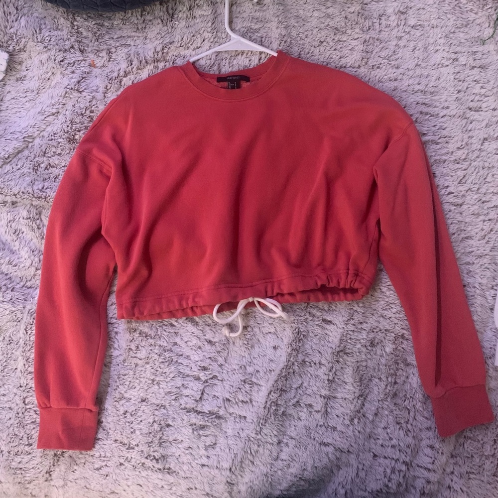 cropped crewneck